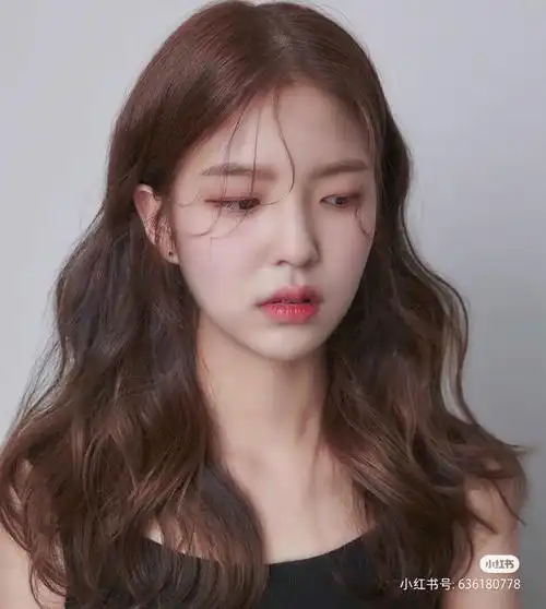 没刘海的长卷发怎么烫比较元气!