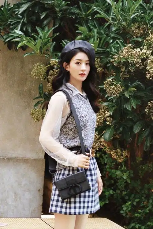 2020-09-06 · sarasara蕾蕾酱 分享到 x 用微信扫描二维码 分享至