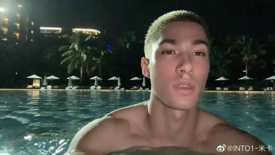 创造营2021米卡  #米卡  #into1米卡  #米卡  #寸头  #欧美  #男模