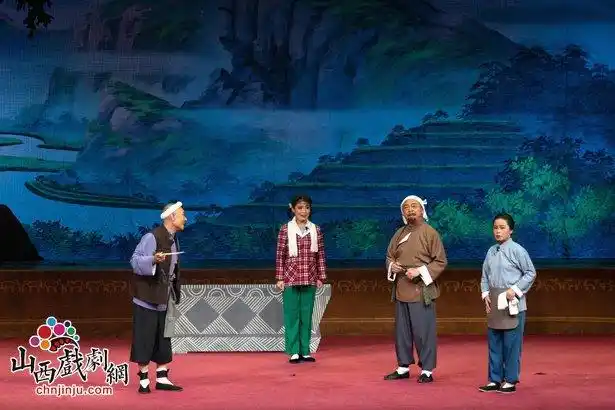 摄10月1日至2日晚,第二届艺术节展演剧目眉户经典剧目《一颗红心》在