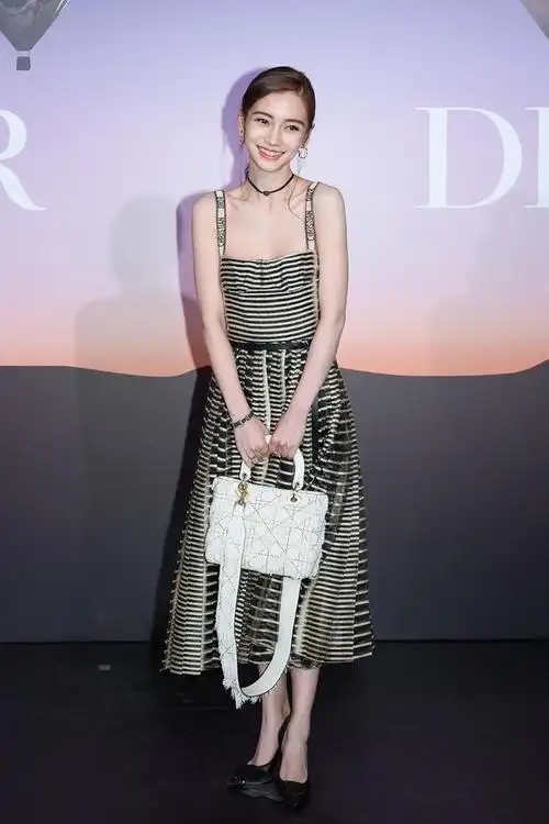 angelababy和赵丽颖罕见同框,生过娃后竟然一个比一个瘦,太可怕|杨颖