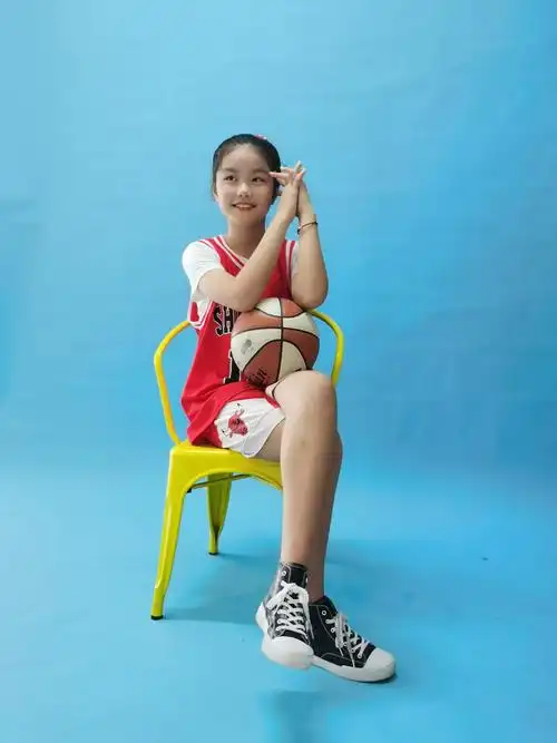 12岁女生写真集