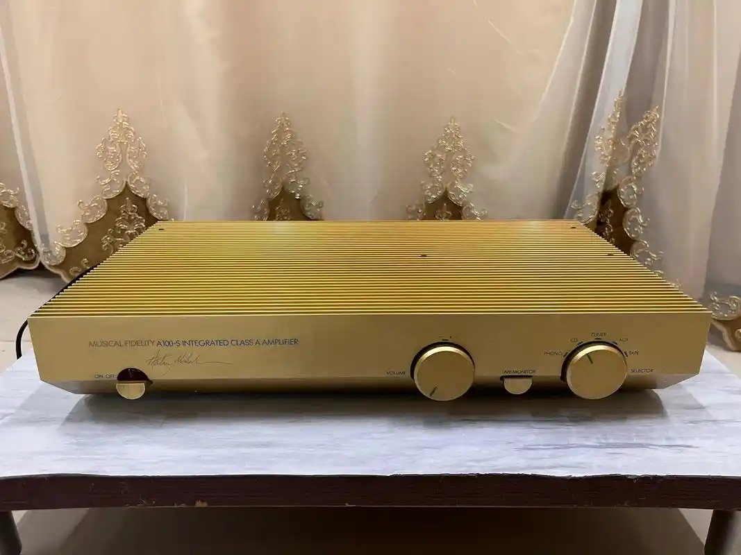 音乐传真a100s发烧铁板烧功放