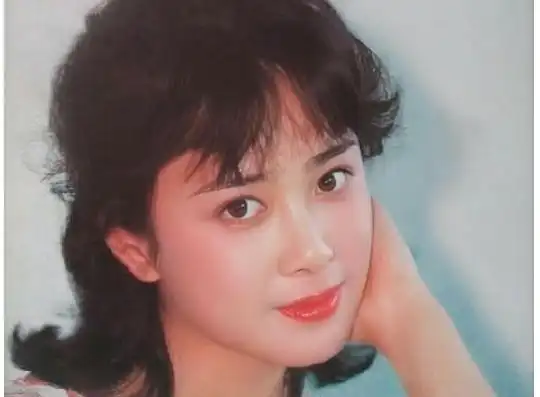 就被无数美人精心演绎,而其中堪称, 最美妲己的,演员傅艺伟,却并不