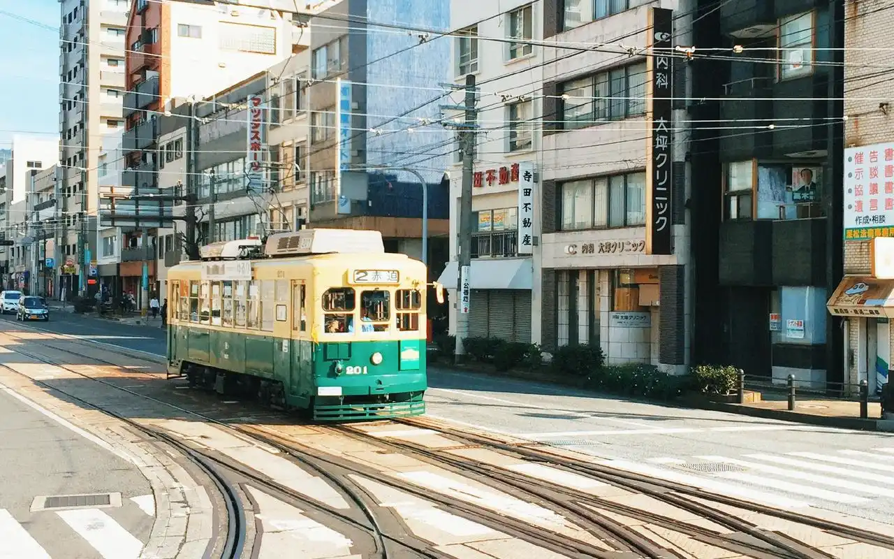 日系小清新街道风景唯美高清桌面壁纸