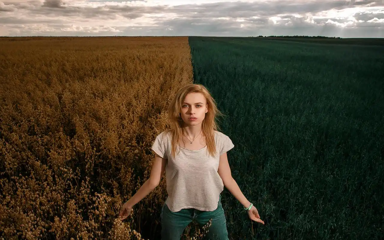 国外欧美美女性感写真图片壁纸