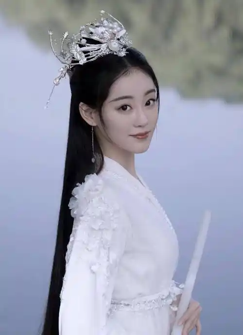 90后花旦祝绪丹写真清新明丽楚楚动人