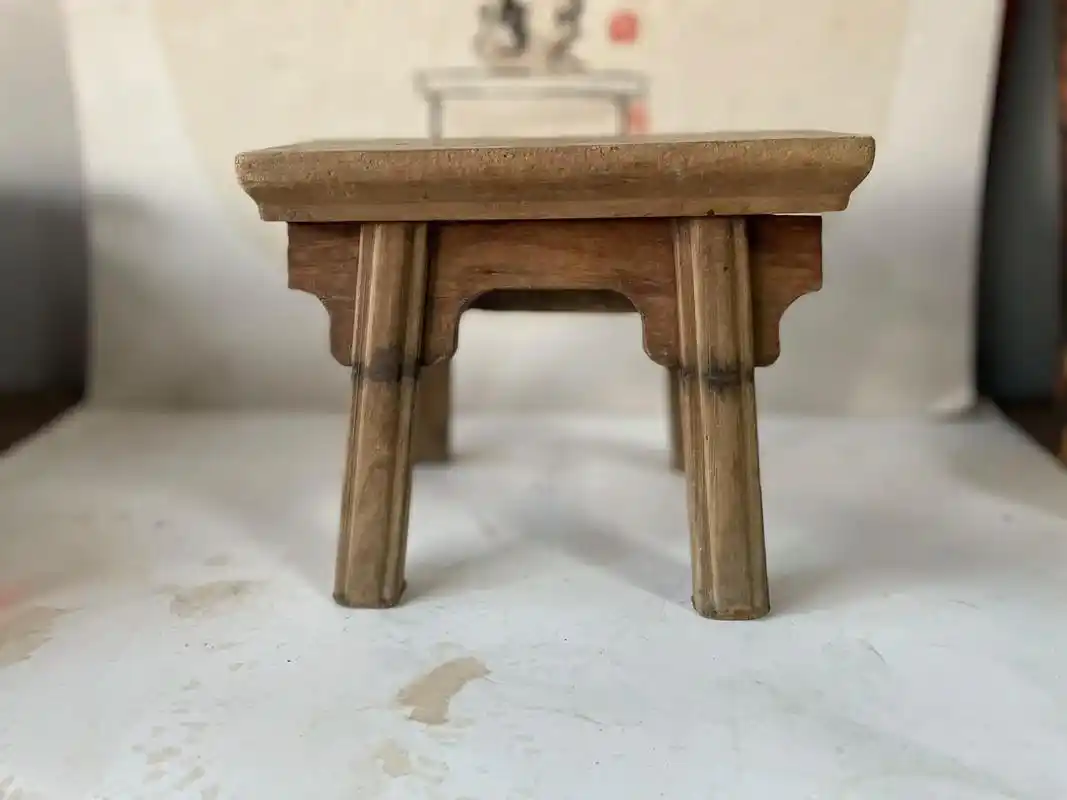 清代柏木小香凳,实物比照片好看!#民俗老物件怀旧收藏 - 抖音