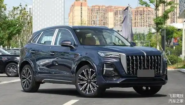 20万的国产车能做到什么程度?试驾红旗hs5,能得到豪华感