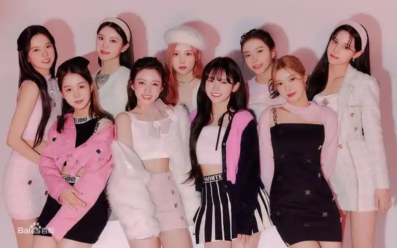 韩国女团kep1er出道主打歌《wa da da 》