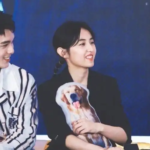 张子枫&吴磊头像壁纸丨好甜呐,这宠溺的眼神太好磕了