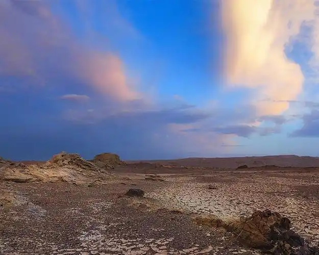 "地球之耳"——罗布泊