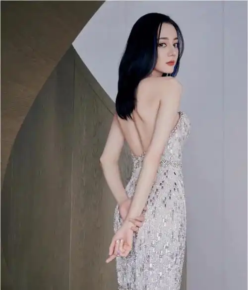 明星频频造假丑闻,连牙都是假的,真是惊人!