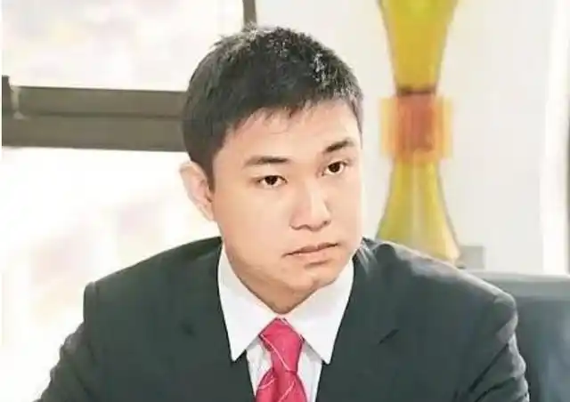 霍启刚豪门家族6个弟弟都单身看到本人终知道郭晶晶为什么选他