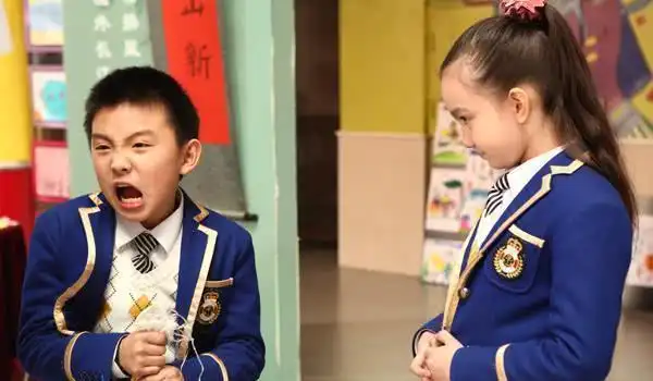 童星出道12年不温不火,如今20岁却帅得让人心动|杨紫|郑伟|杨幂_网易