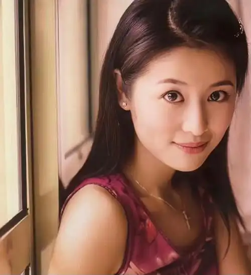 【来自投稿】投稿:林心如 早期 香港杂志写真 《怪谈之魔镜》