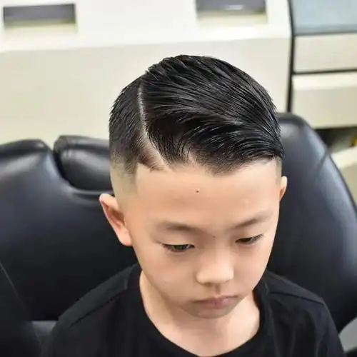 六一小男孩发型13款,很火很帅气,喜欢的家长别错过