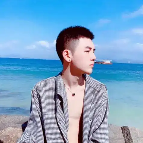 超拽的真人男生头像时间带走好多人的容颜