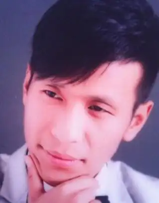 宋小宝晒年轻时的旧照颜值高到可以演偶像剧了