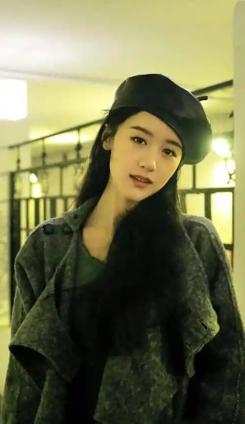 袁冰妍太美了,令人心动不已,高级感氛围来啦_生活_工作_样子