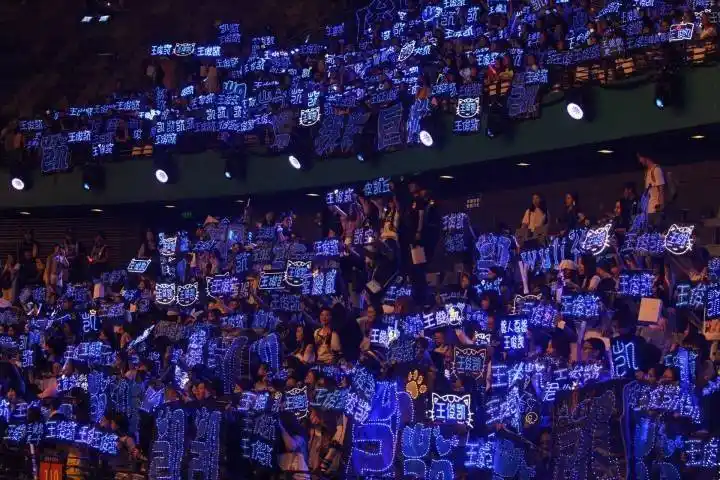 从开始到未来只为王俊凯蓝海是凯蟹最好的情话伴你成王