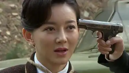 飞哥大英雄:窦小凡也有今天,被绑定时炸弹,成为梁飞的阶下囚