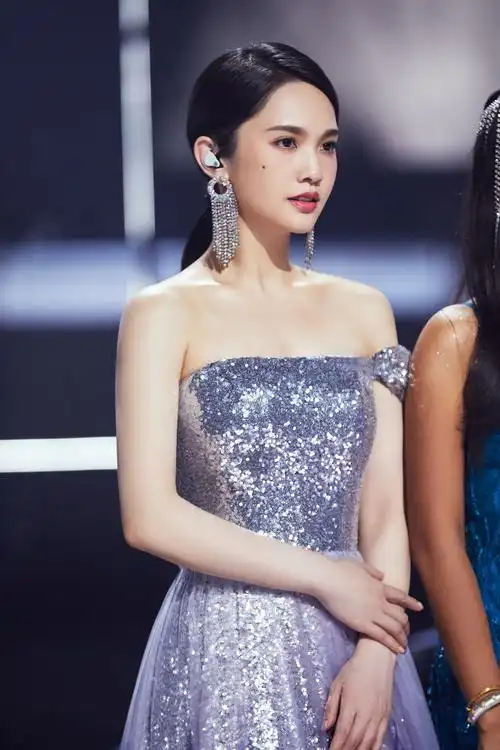 杨丞琳《浪姐2》闪耀终局 披光而战__凤凰网