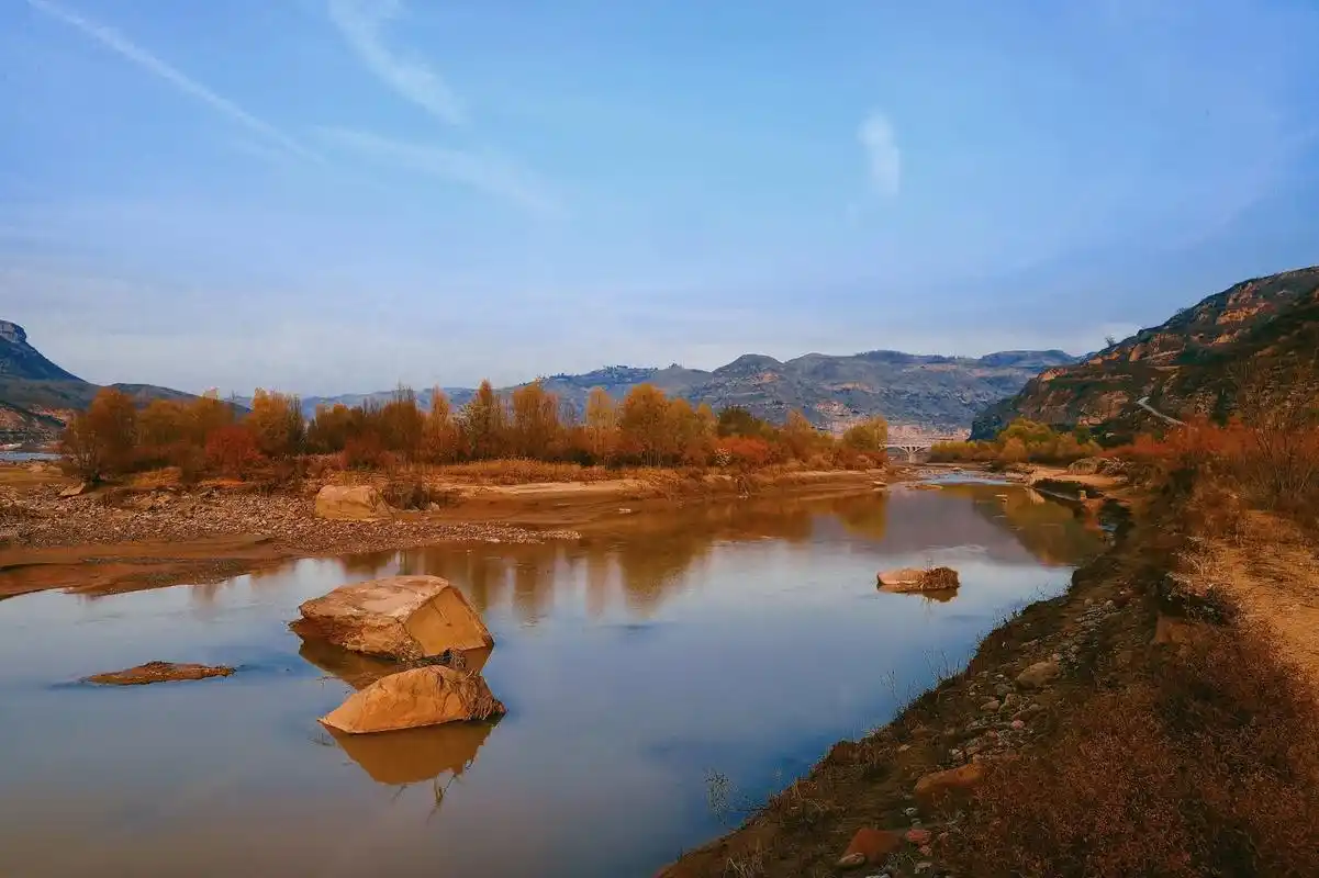 《家乡的小河》#原创摄影 #美在山水间 #风景如画的地方 # - 抖音