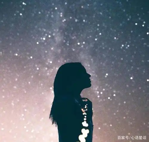 让人深夜看哭的句子,戳人心窝,伤感极了!