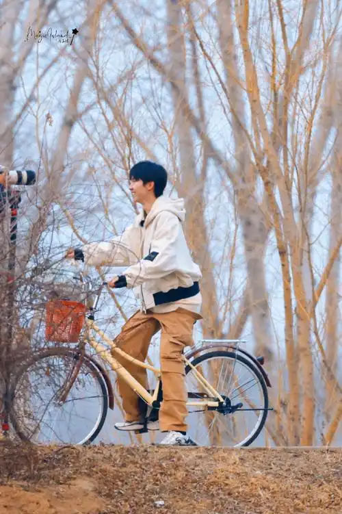 240315 综艺录制    呆毛  @时代少年团队长-马嘉祺    #马嘉祺小熊