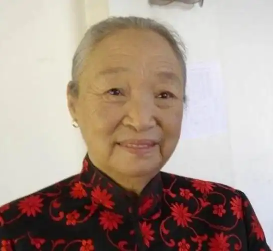 名气程度可以和张少华并肩.