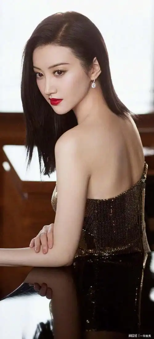 景甜出道以来最豪华最美写真,看了无数次,值得收藏!