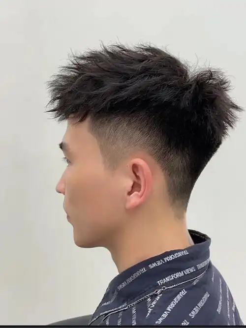 出门一分钟可以搞定得男生发型 #摩根 烫    生发型