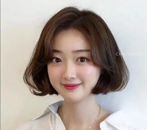 想要显瘦又时髦,脸大女生一定要尝试的发型