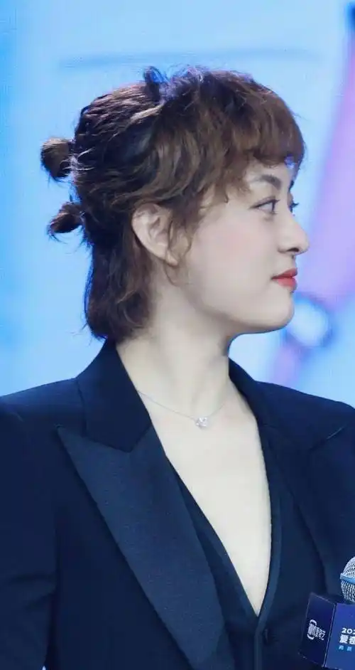 原创孙俪新造型亮相新剧发布会这次发型换对了小女生了不少
