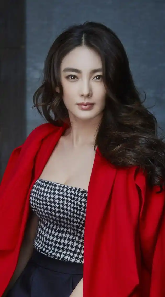 张雨绮:美的简单纯粹!