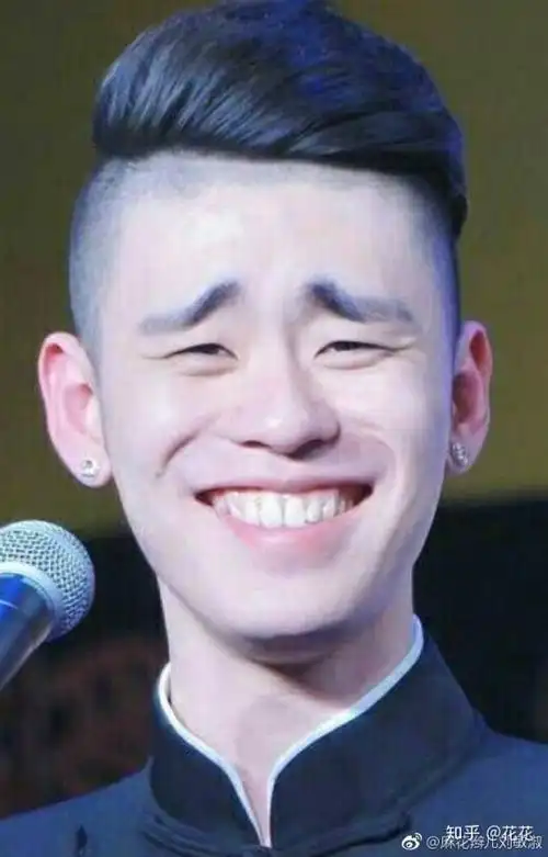 张云雷有哪些好看的照片