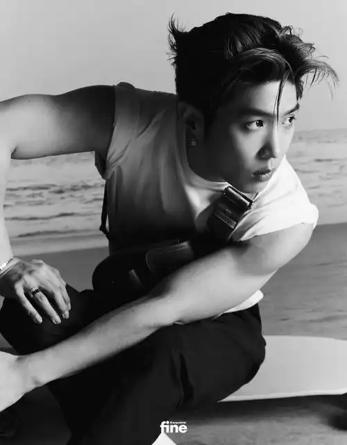 马伯骞时尚先生fine五月刊封面##马伯骞霞光沙色大片