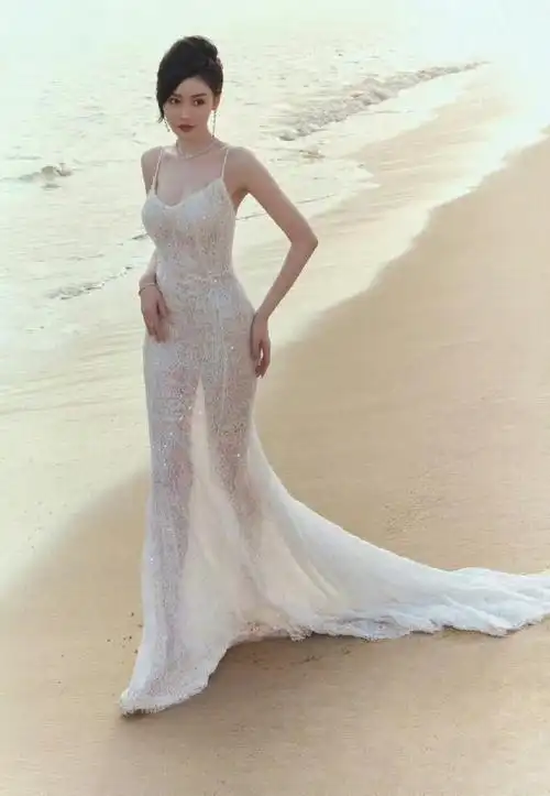 张天爱这大胯,简直就是中国版卡戴珊!细支结硕果才是顶级身材