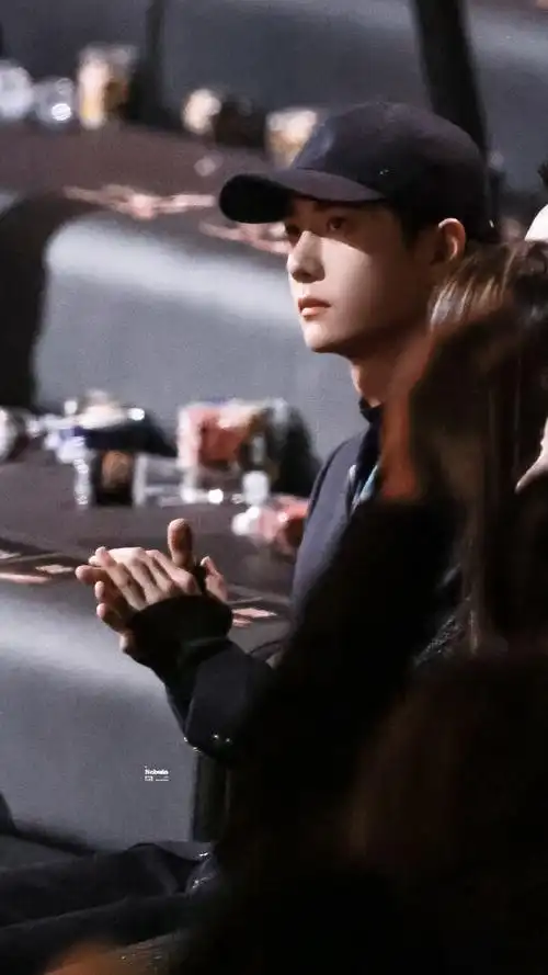 王一博微博之夜##王一博今天也很酷