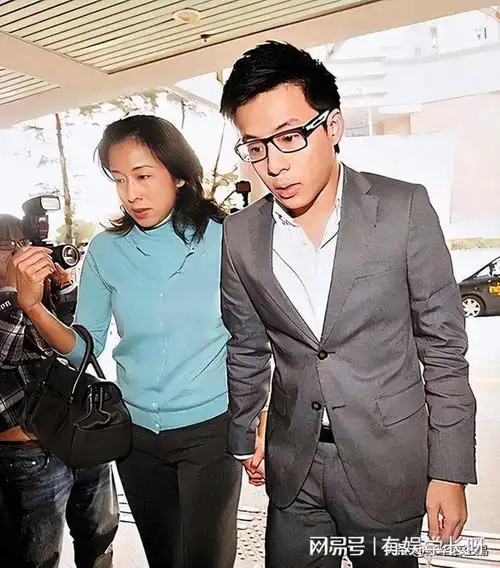 过上幸福的生活,而霍启山和霍启仁年龄都不小了,还未婚,这是朱玲玲