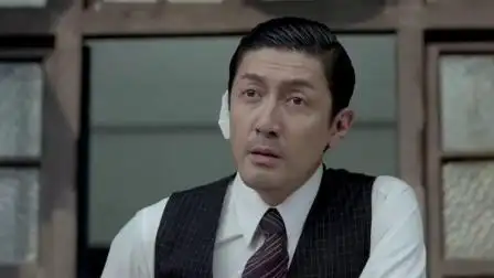 麻雀:"宰相"即将被转移,陈深假装不在意,回家偷偷制作画像