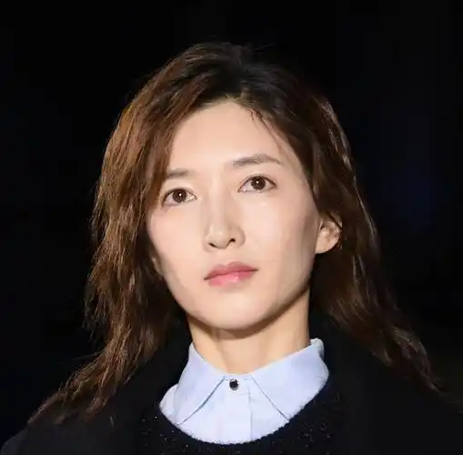 从胡歌到杨洋,王凯,搭档了这么多男神,江疏影为什么还是不火_角色