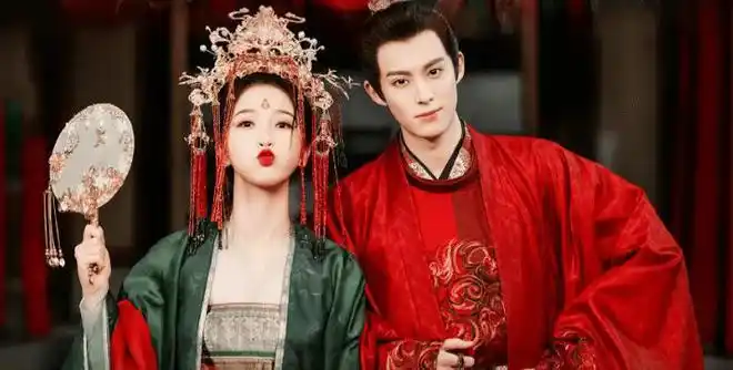 明明是同一张脸,演完《请君》再给白敬亭做配,差点没认出昌隆|李沁