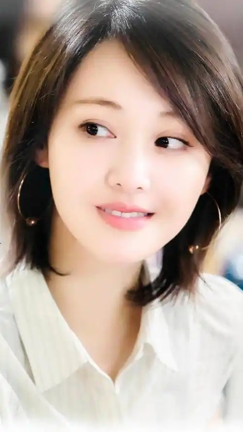 郑爽美图,"四小花旦"不是白叫的,真漂亮啊!