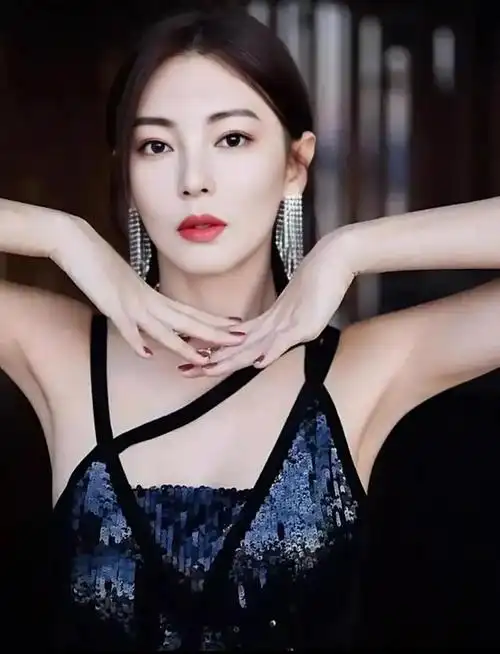 中国前100名漂亮女明星(7位"天生风情万种"女星)