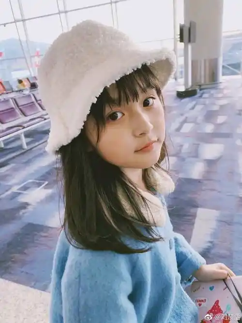 "夏欢欢"刘楚恬的童星成名路,和她背后做推手的神秘爸妈