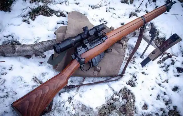 南宁狙击手散步救人?吃鸡神器98k能进入现代狙击枪前十吗?_网易订阅