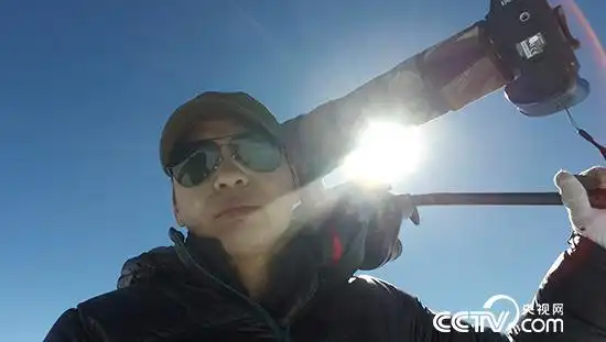 太阳照耀第三集青木的荒野内附杨柳松珍贵视频