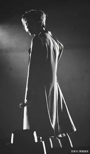 蔡徐坤背影杀手合集,有没有让你感觉到慢慢的安全感?